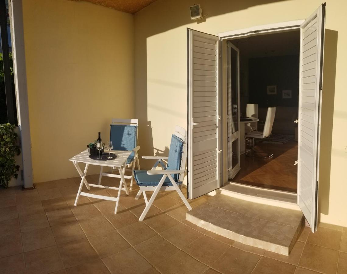 Apartma Kalu